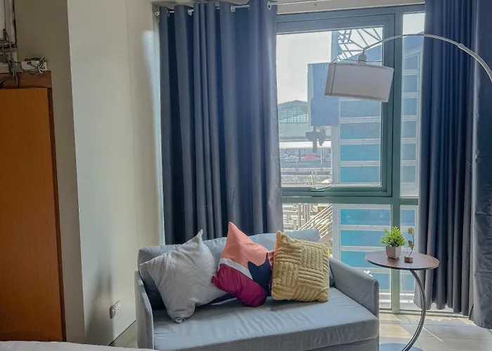 Staycation Across Naia Terminal 3 Aparthotel Manila