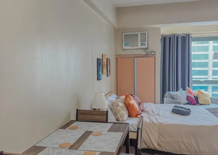 Aparthotel Staycation Across Naia Terminal 3 4*